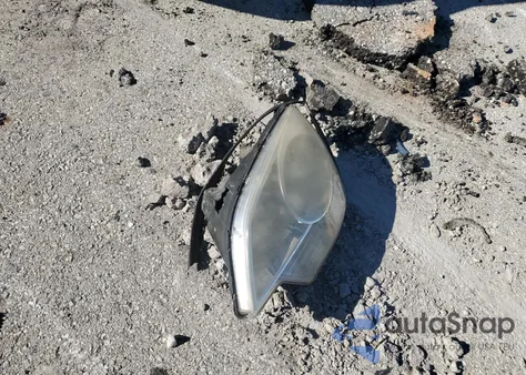 2008 Saturn Vue Xe z USA, uszkodzony, nr VIN 3GSDL43NX8S542206